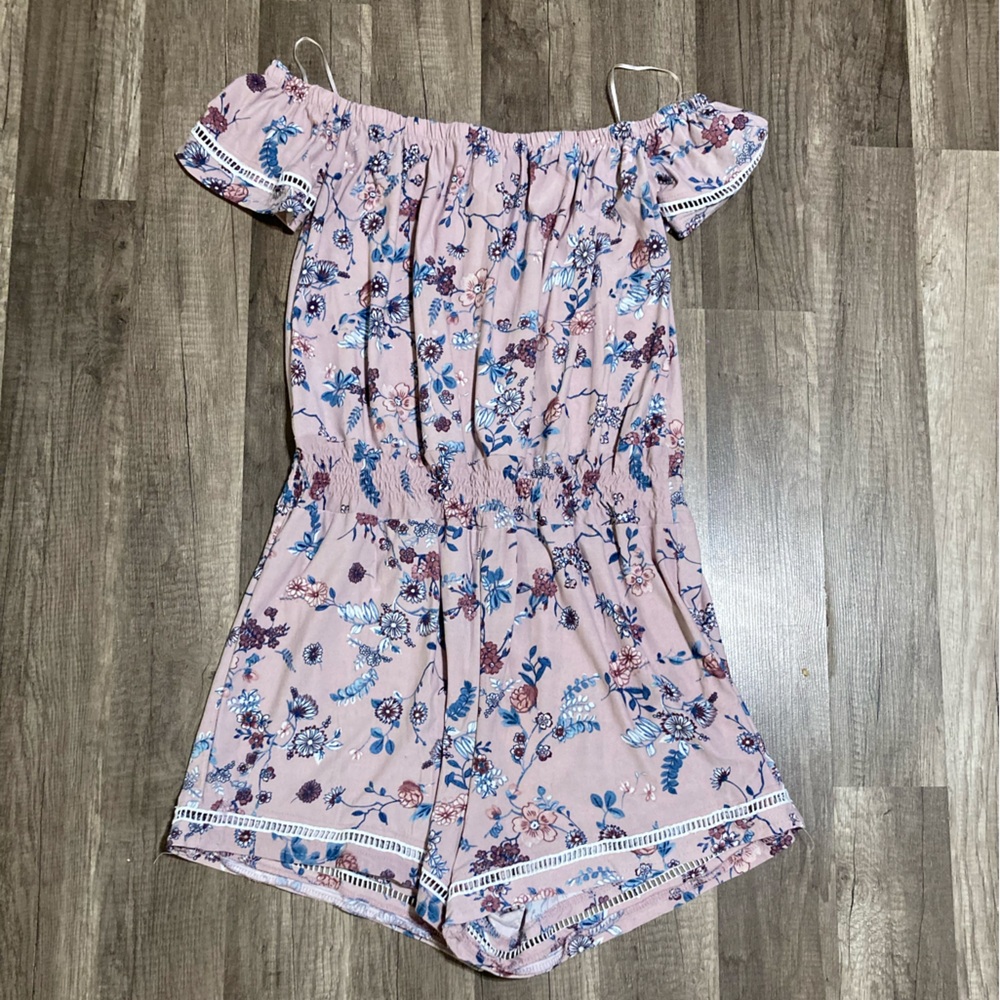 Shosho Lilac Floral Off-Shoulder Romper